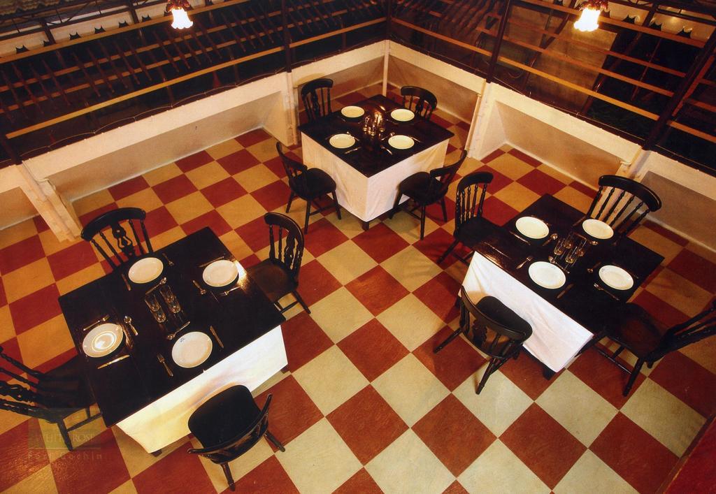 Kochi Hotel White Rose מראה חיצוני תמונה