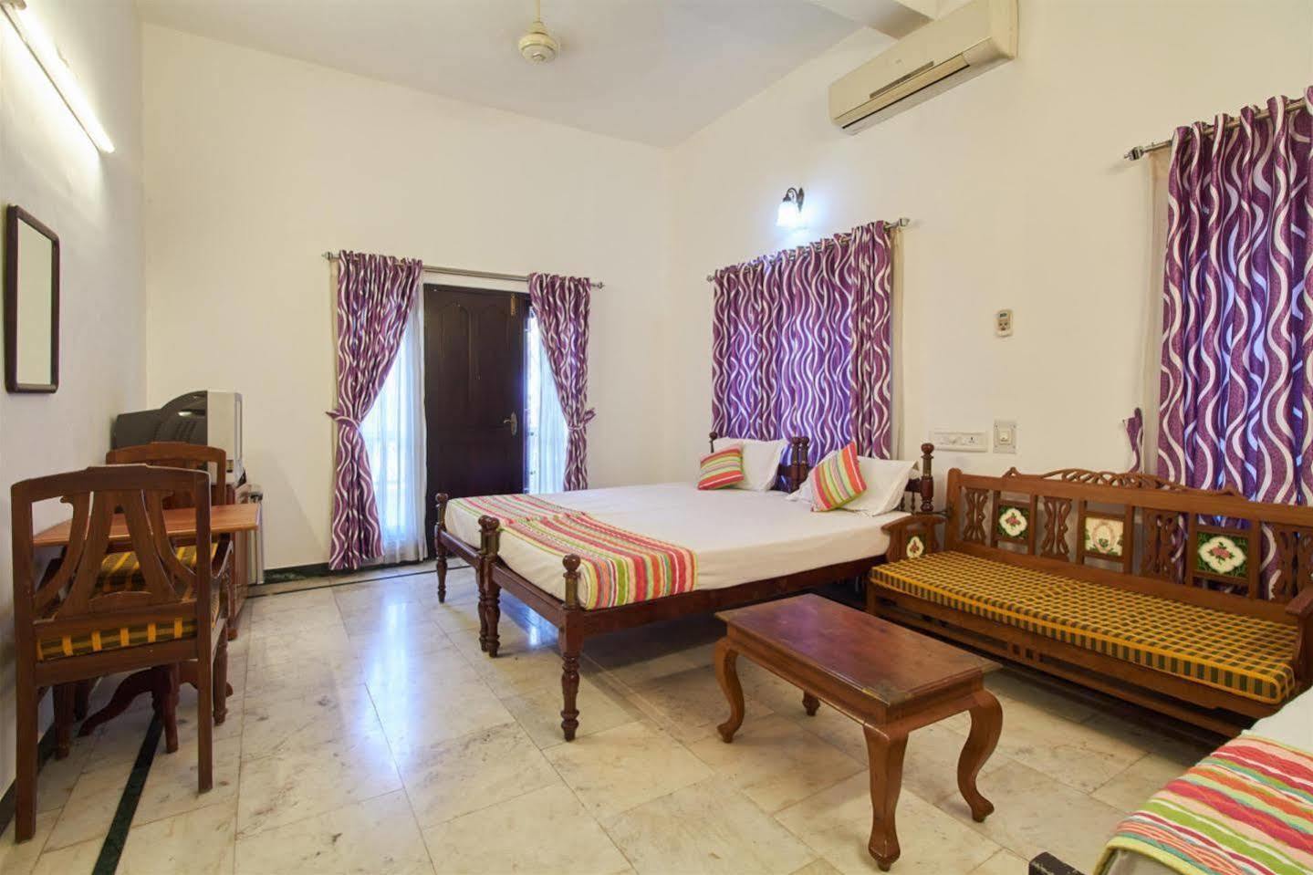Kochi Hotel White Rose מראה חיצוני תמונה