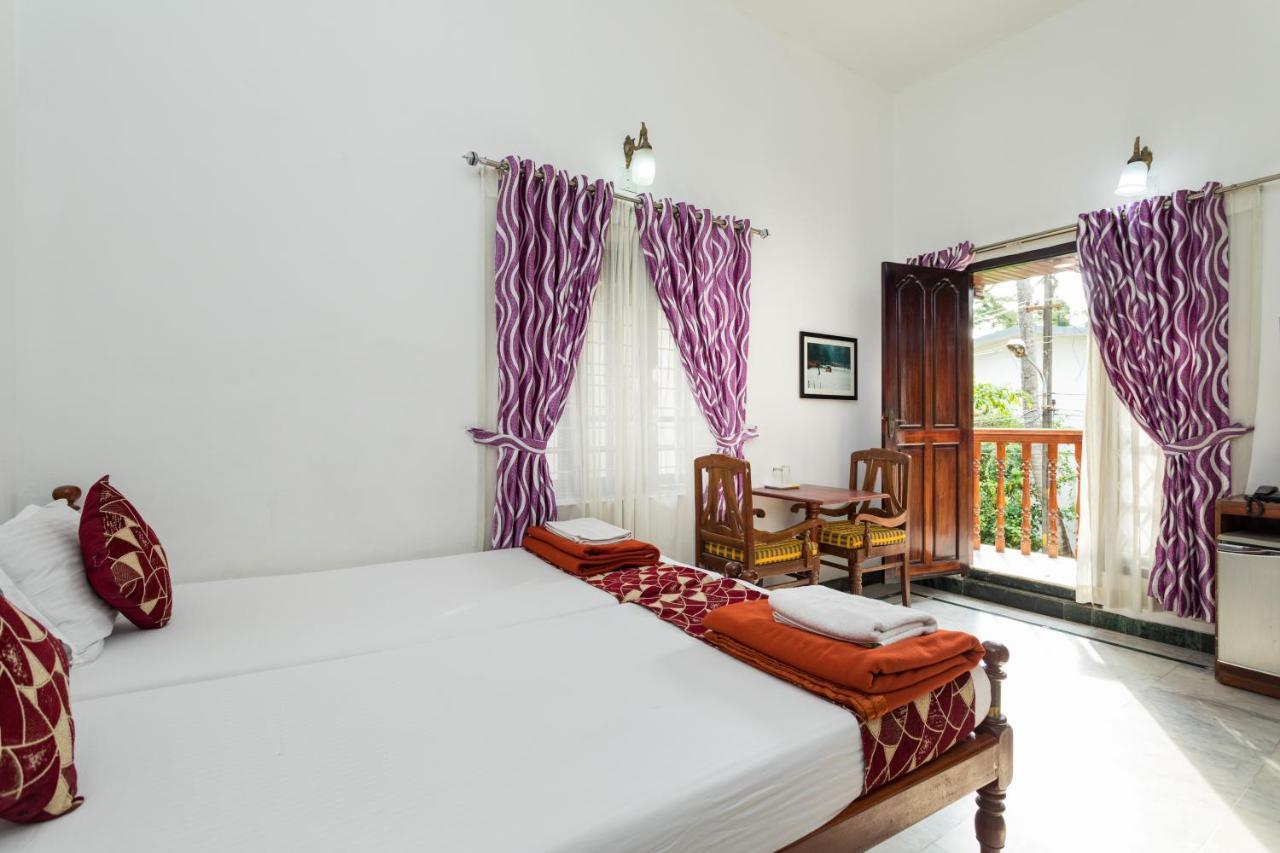 Kochi Hotel White Rose מראה חיצוני תמונה