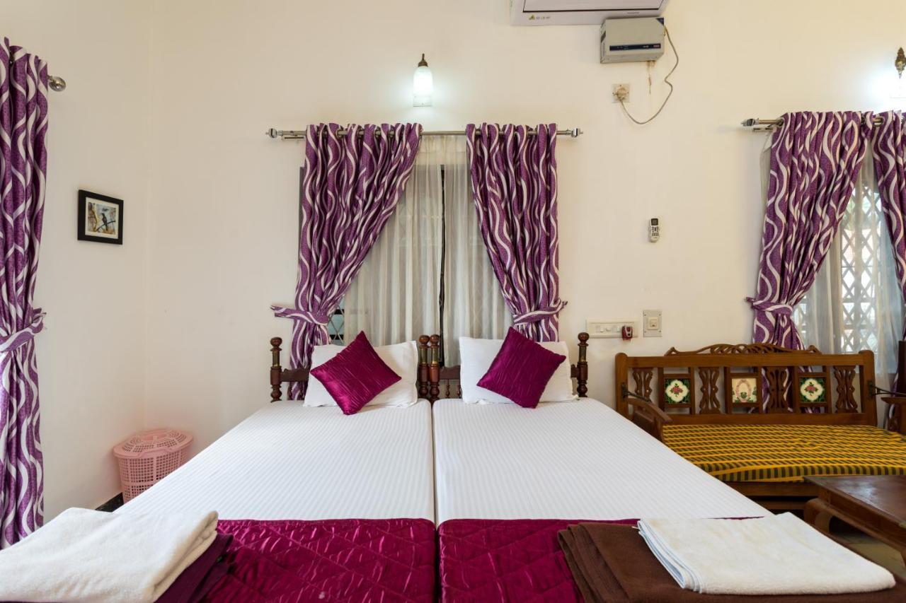 Kochi Hotel White Rose מראה חיצוני תמונה